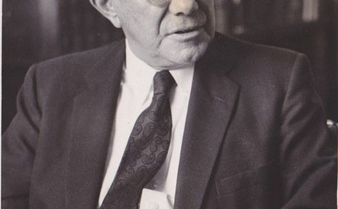 image-0950820-20210802-ob_fd5e5f_paul-tillich-portrait-flickr-photo-b