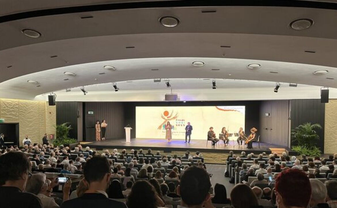 Presentacion-sintesis-CEE-Sinodo_2458864100_16089403_660x371