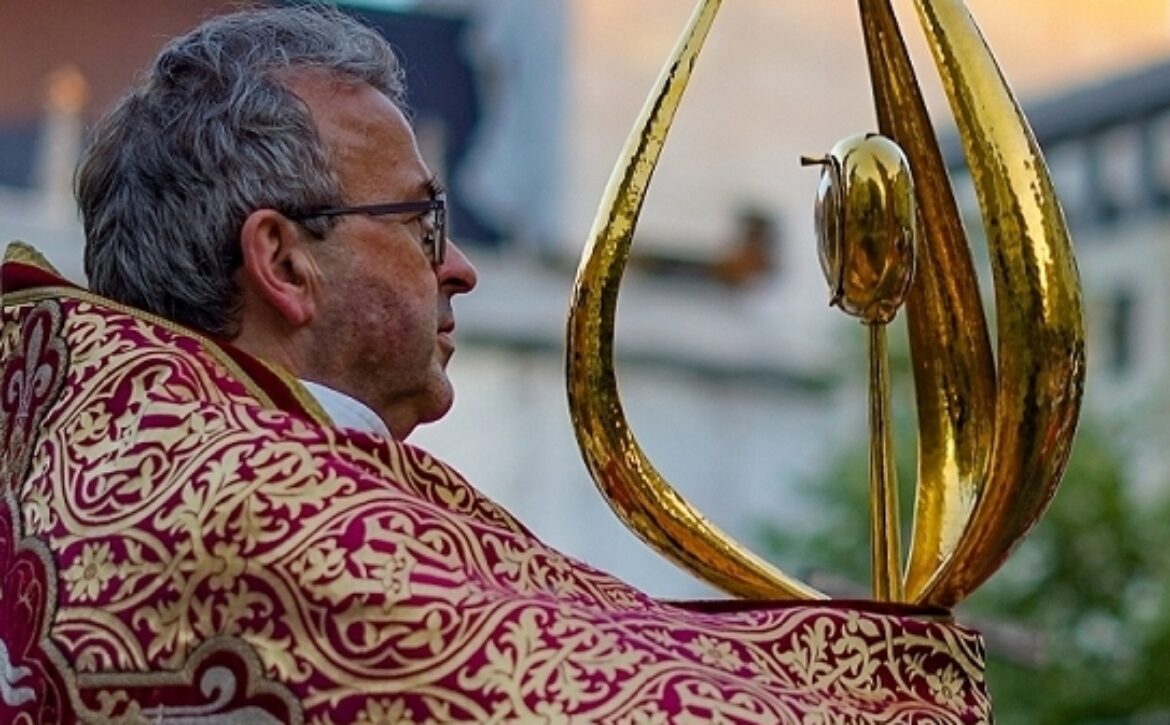 Philcotof_roermond_mgr_smeets_fete_dieu_luik_2019_cropped
