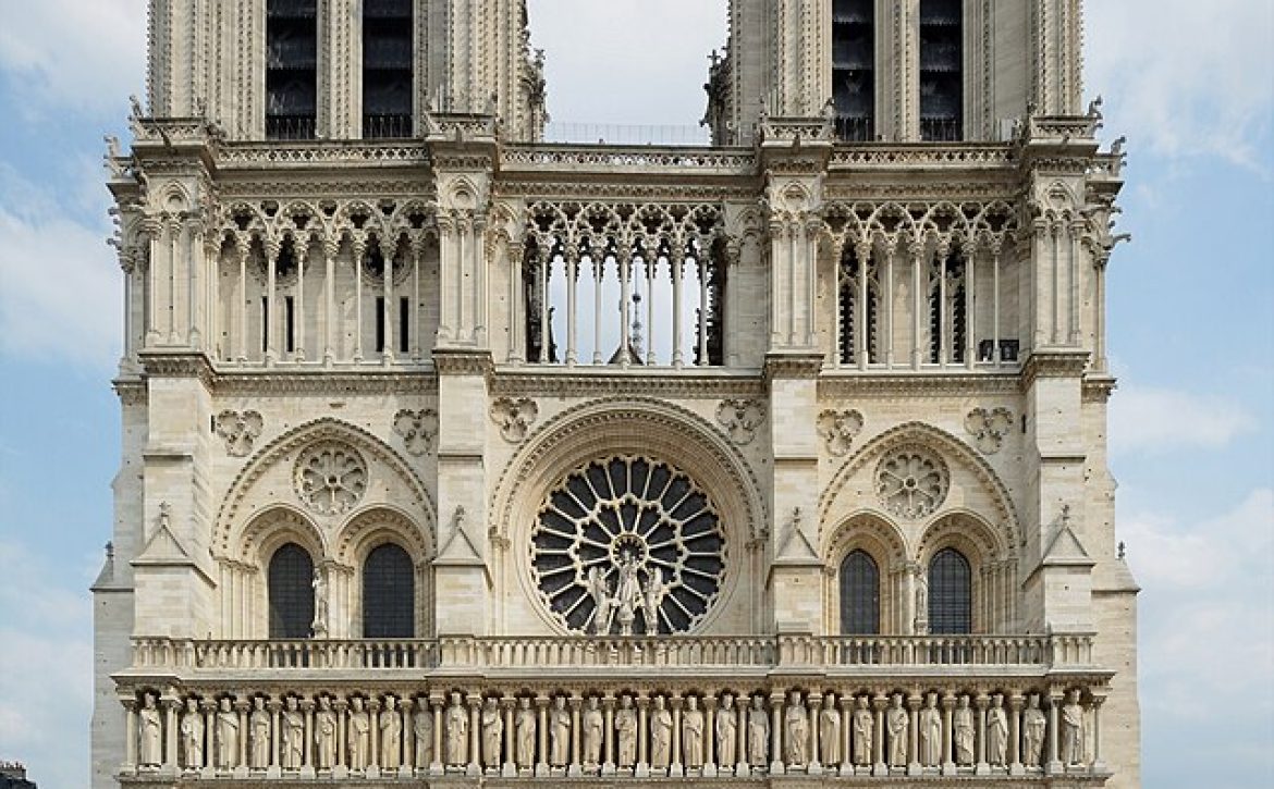 Notre-Dame_de_Paris_2013-07-24