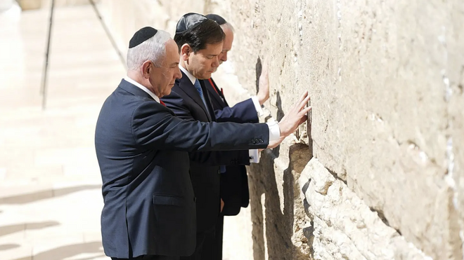 Profanacion-Netanyahu-Marcos-Rubio-Lamentaciones_2820627916_17929401_660x371