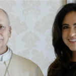 Les clés cachées de la décision inattendue de Léon XIV : une laïque conservatrice à la tête de la communication du Vatican
